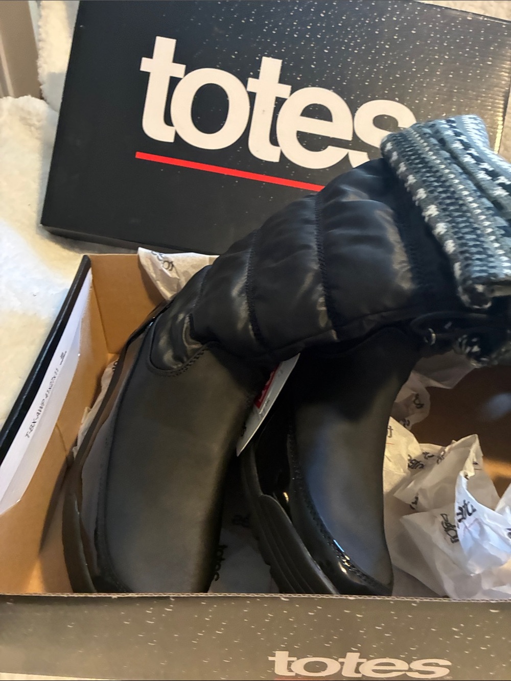 totes Black Quilted Winter Boots with Knit Cuff